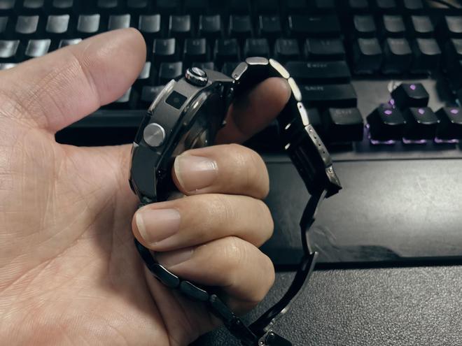 评的4款功能丰富的智能手表全方位测评凯发体育赞助科技控们的新宠几乎零差(图19)