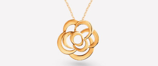 钟爱的不过是纯白的山茶花Coco Chanel(图2)